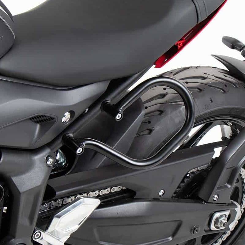 Defensa trasera Triumph Trident 660 21-